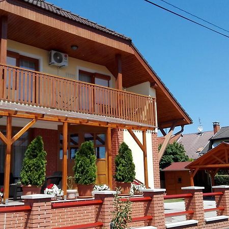 Marina-Bük Apartmanház Exterior foto