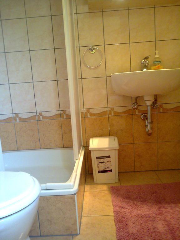 Marina-Bük Apartmanház Habitación foto